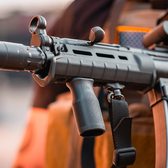 Рукоятка перенесення вогню Magpul MVG Vertical M-LOK Slot System, чорна